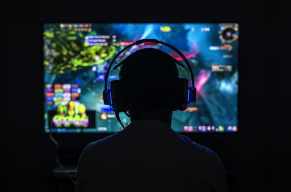 Ikuti Keseruan Nonton Bareng IEM Sydney 2019  dan Dapatkan Laptop Gaming Gratis