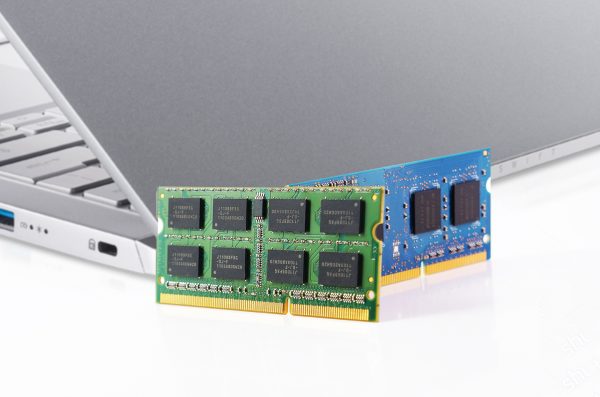 Apa Perbedaan RAM DDR3 dan RAM DDR4?